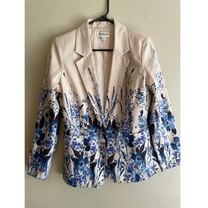 Women’s linen floral cream and blue blazer, Norm Thompson, size M